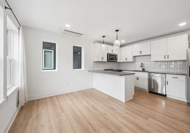 Photo 3 of Townhouse for sale at 102 Duke St #24, Nashville, TN 37207 | MLS# 3592445 | Listing updated on 2026-09-18