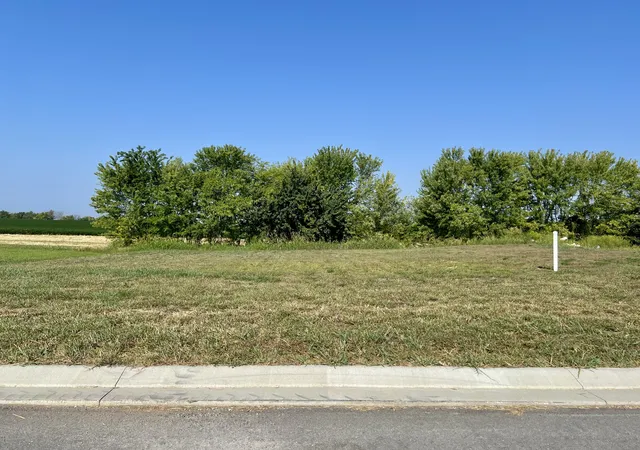 Photo 1 of Land for sale at 1121 Brook Ct, Franklin, KY 42134 | MLS# 3543233 | Listing updated on 2026-09-08