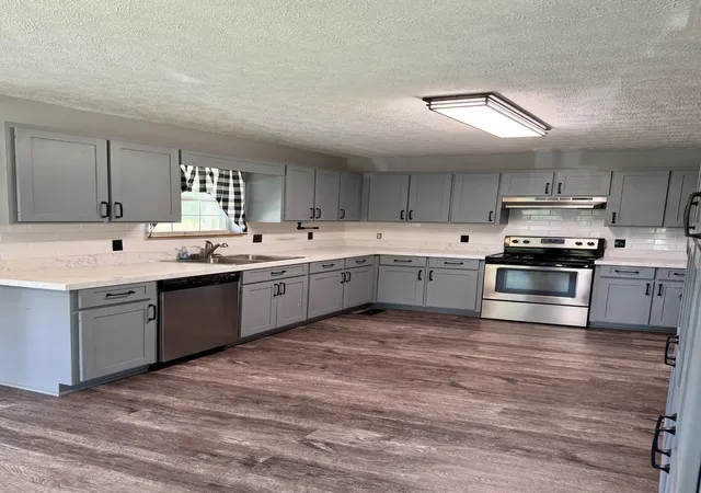 Photo 3 of Single family home for sale at 715 Clark Holw Rd, Whitleyville, TN 38588 | MLS# 3543243 | Listing updated on 2026-09-08