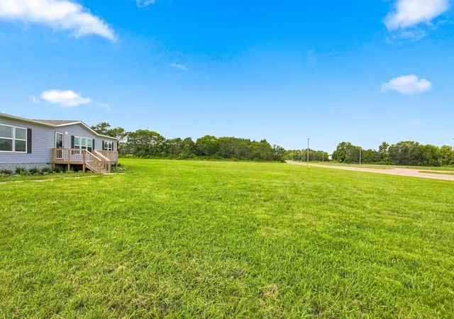 Photo 4 of Manufactured home for sale at 943 Highway 64 W, Lawrenceburg, TN 38464 | MLS# 3546449 | Listing updated on 2026-09-23