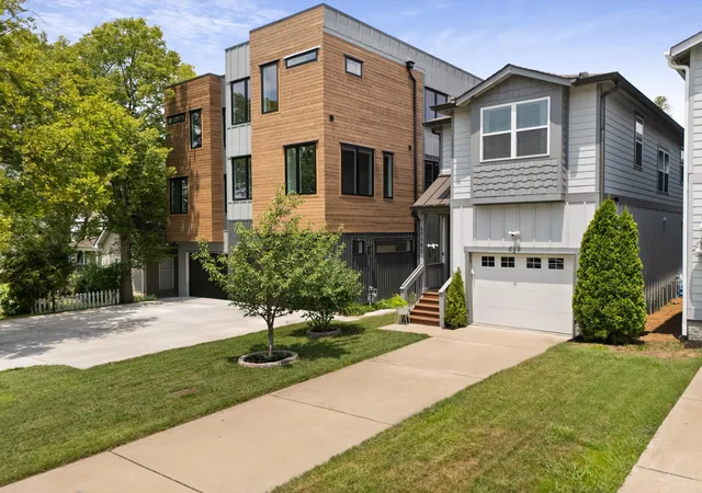 Photo 2 of Single family home for sale at 4708b Kentucky Ave, Nashville, TN 37209 | MLS# 3602320 | Listing updated on 2026-10-04