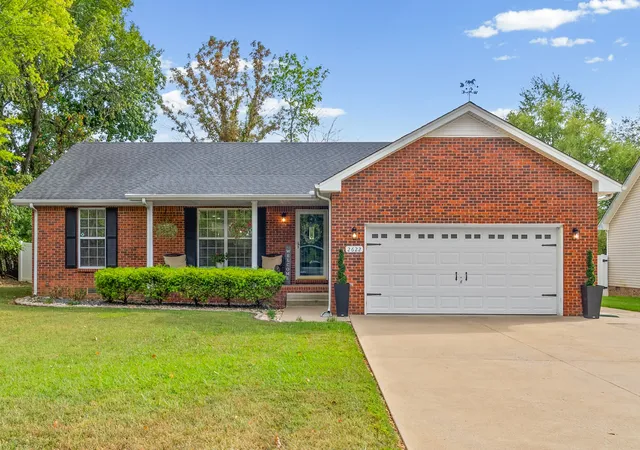 Photo 1 of Single family home for sale at 2622 Del Ray Dr, Clarksville, TN 37040 | MLS# 3546730 | Listing updated on 2026-09-19