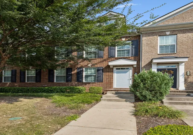 Photo 1 of Townhouse for sale at 2006 Middle Tennessee Blvd, Murfreesboro, TN 37130 | MLS# 3544253 | Listing updated on 2026-09-26