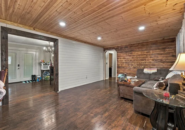 Photo 4 of Single family home for sale at 2828 Railroad Bed Rd, Iron City, TN 38463 | MLS# 3602311 | Listing updated on 2026-09-28