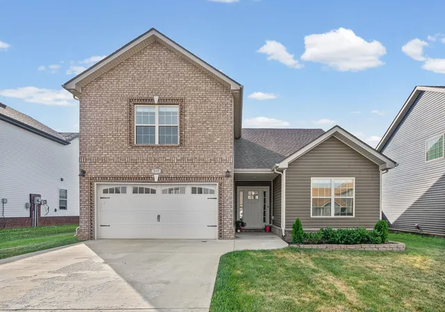 Photo 2 of Single family home for sale at 247 Dugger Dr, Clarksville, TN 37042 | MLS# 3547713 | Listing updated on 2026-09-13