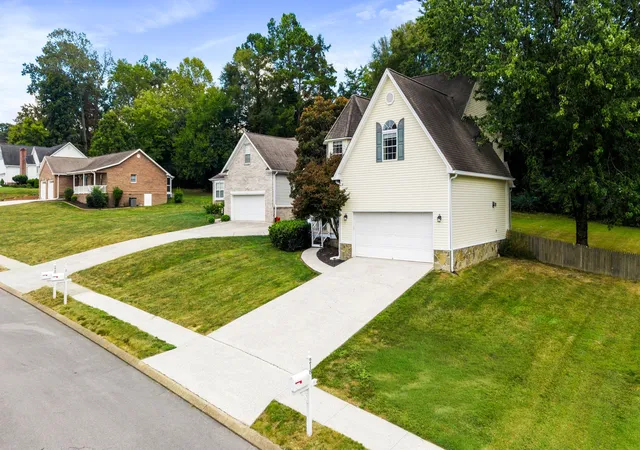 Photo 4 of Single family home for sale at 218 Mill Crk Trl NE, Cleveland, TN 37323 | MLS# 3597988 | Listing updated on 2026-09-24