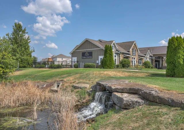 Photo 4 of Townhouse for sale at 957 Innsbrooke Ave, Hendersonville, TN 37075 | MLS# 3597241 | Listing updated on 2026-09-29