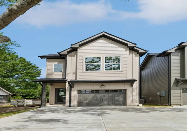 Photo 3 of Single family home for sale at 1809a Manchester Ave, Nashville, TN 37218 | MLS# 3544437 | Listing updated on 2026-09-16