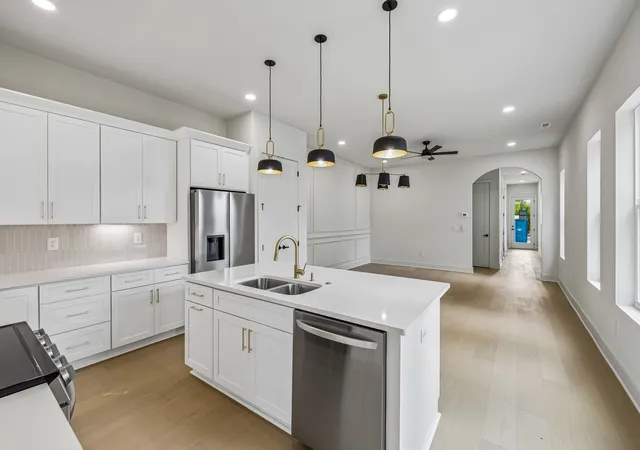 Photo 4 of Single family home for sale at 1809a Manchester Ave, Nashville, TN 37218 | MLS# 3544437 | Listing updated on 2026-09-16