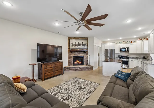 Photo 4 of Single family home for sale at 841 Todd Rd, Woodbury, TN 37190 | MLS# 3545803 | Listing updated on 2026-10-07