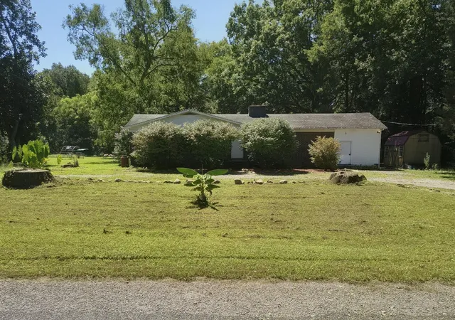 Photo 3 of Single family home for sale at 4880 Hills Crk Rd, Mc Minnville, TN 37110 | MLS# 3544105 | Listing updated on 2026-10-06