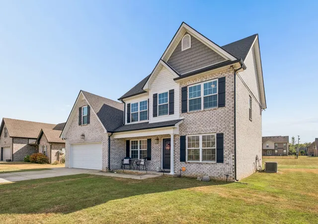 Photo 3 of Single family home for sale at 2922 Dusenburg Dr, Christiana, TN 37037 | MLS# 3592066 | Listing updated on 2026-09-25