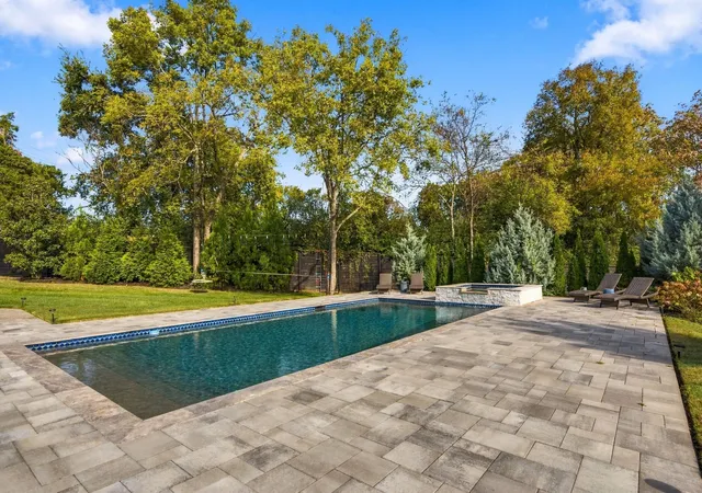 Photo 2 of Mansion for sale at 848 W Hillwood Dr, Nashville, TN 37205 | MLS# 3545406 | Listing updated on 2026-10-20