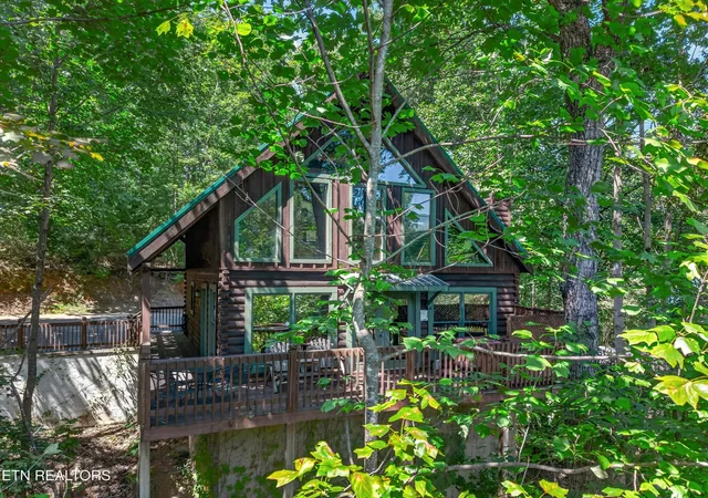 Photo 2 of Single family home for sale at 550 Wildwood Forest Way #5, Sevierville, TN 37876 | MLS# 3544219 | Listing updated on 2026-10-26