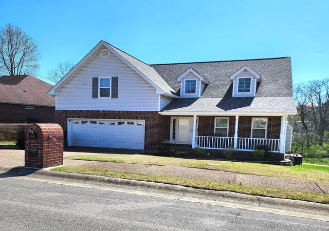 Single family home for sale at 2125 Frg Ridge Cir, Nashville, TN 37217 | MLS# 3545688