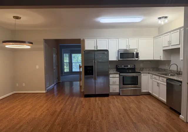 Photo 2 of Townhouse for sale at 739 Huffine Manor Cir, Franklin, TN 37067 | MLS# 3544250 | Listing updated on 2026-09-29