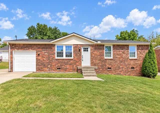 Photo 4 of Single family home for sale at 109 S Valley Rd, Hendersonville, TN 37075 | MLS# 3592089 | Listing updated on 2026-09-15
