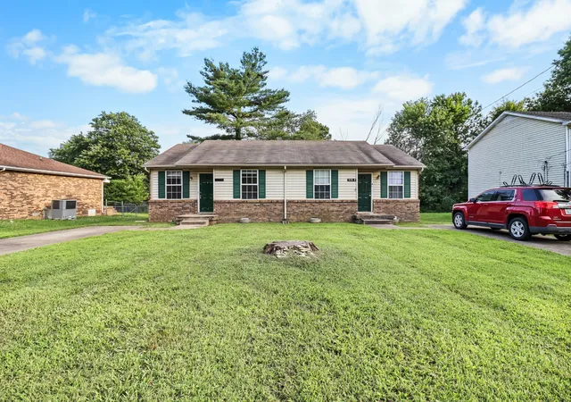 Photo 2 of Multi family home for sale at 636 R S Bradley Blvd, Clarksville, TN 37042 | MLS# 3544296 | Listing updated on 2026-10-01