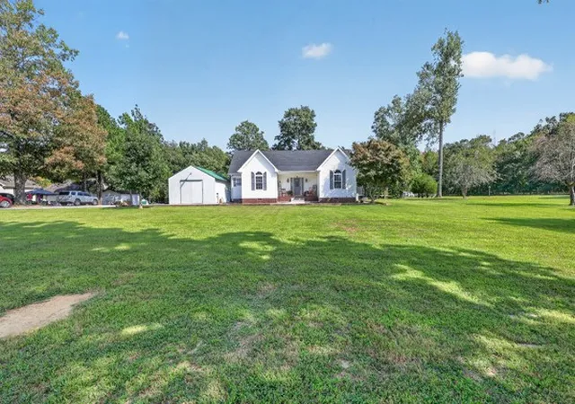 Photo 2 of Single family home for sale at 2318 Dobbins Pike, Portland, TN 37148 | MLS# 3544328 | Listing updated on 2026-09-14