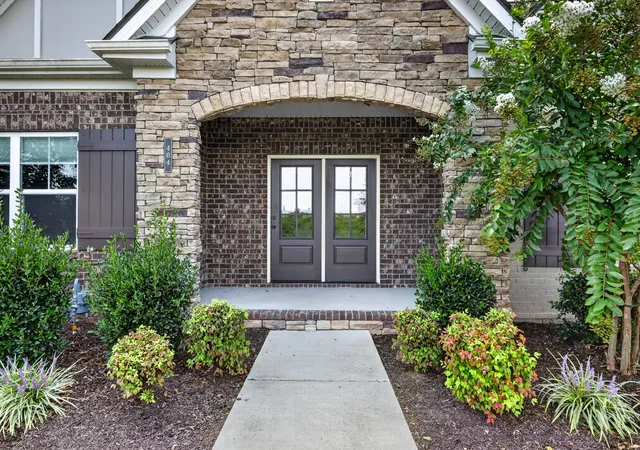 Photo 2 of Single family home for sale at 404 Alter Ter, Lebanon, TN 37087 | MLS# 3545783 | Listing updated on 2026-10-05