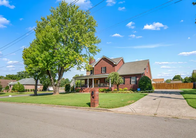 Photo 2 of Single family home for sale at 1322 Tomahawk Trce, Murfreesboro, TN 37129 | MLS# 3546088 | Listing updated on 2026-10-28