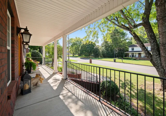 Photo 4 of Single family home for sale at 1322 Tomahawk Trce, Murfreesboro, TN 37129 | MLS# 3546088 | Listing updated on 2026-10-28