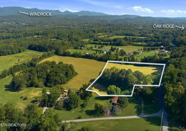 Photo 1 of Sale Pending at 0 Johnson Rd, Oliver Springs, TN 37840 | MLS# 3544617 | Listing updated on 2026-09-13