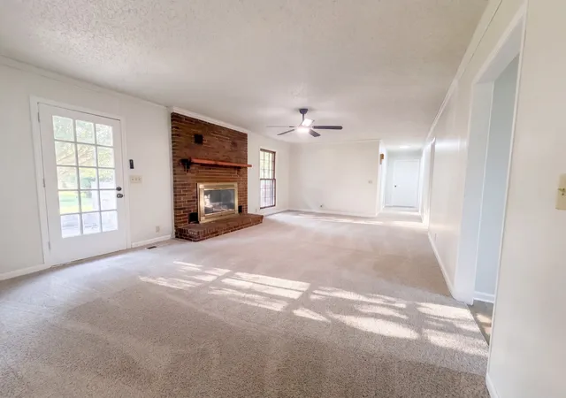 Photo 2 of Sale Pending at 706 Windmere Dr, Lebanon, TN 37090 | MLS# 3544411 | Listing updated on 2026-09-15