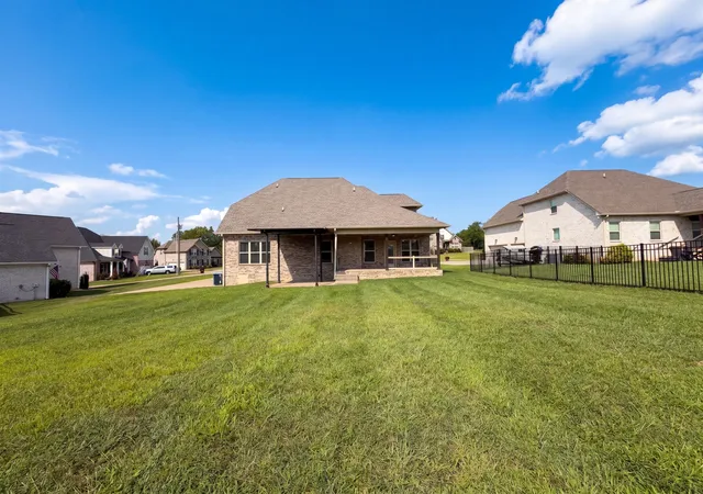 Photo 4 of Single family home for sale at 1307 Christina Ct, Lebanon, TN 37087 | MLS# 3544422 | Listing updated on 2026-09-17