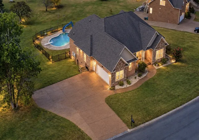 Photo 1 of Single family home for sale at 9119 Brooks Xing, Mount Juliet, TN 37122 | MLS# 3546436 | Listing updated on 2026-10-23