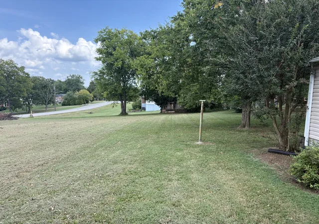 Photo 4 of Single family home for sale at 716 N Graycroft Ave, Madison, TN 37115 | MLS# 3544749 | Listing updated on 2026-09-21