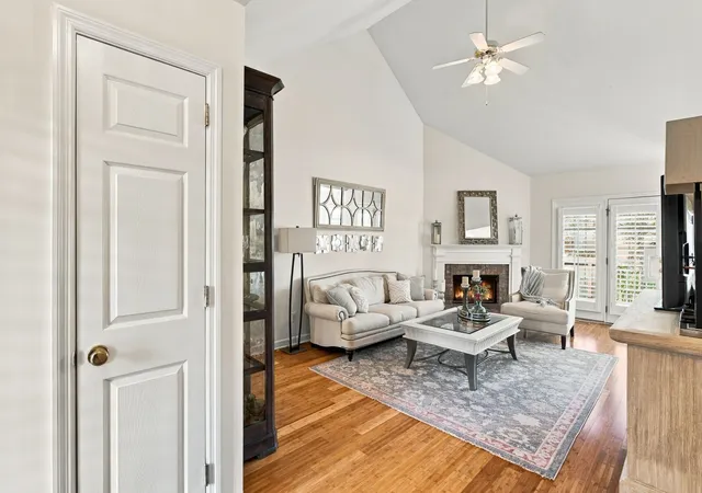 Photo 3 of Single family home for sale at 2942 Mercer Ln, Thompsons Station, TN 37179 | MLS# 3547710 | Listing updated on 2026-10-29