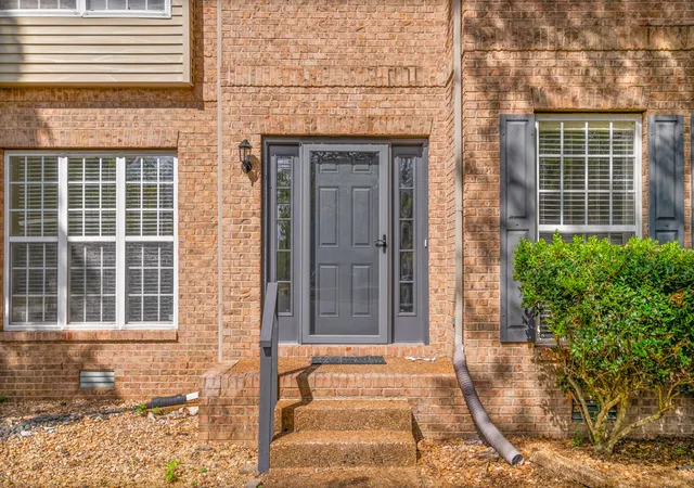 Photo 3 of Single family home for sale at 620 Casey Pl, Hermitage, TN 37076 | MLS# 3598984 | Listing updated on 2026-09-30