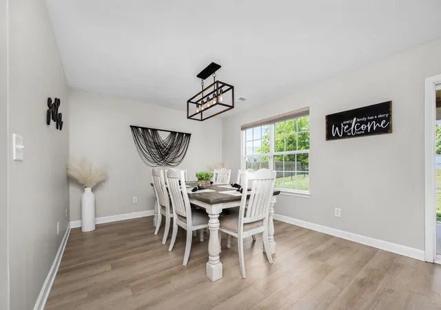 Photo 3 of Single family home for sale at 1010 Lowrey Pl, Spring Hill, TN 37174 | MLS# 3546562 | Listing updated on 2026-10-08