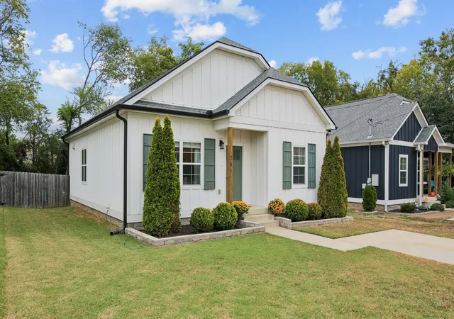 Photo 2 of Single family home for sale at 205 Welworth St, Madison, TN 37115 | MLS# 3597951 | Listing updated on 2026-10-04