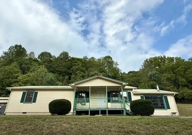 Single family home for sale at 1927 Hurricane Crk Rd, Lynchburg, TN 37352 | MLS# 3545385