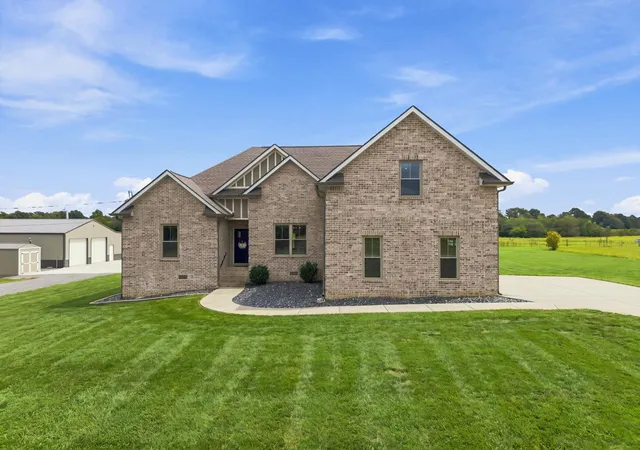 Photo 1 of Sale Pending at 2096 Longview Rd, Bell Buckle, TN 37020 | MLS# 3544761 | Listing updated on 2026-09-14