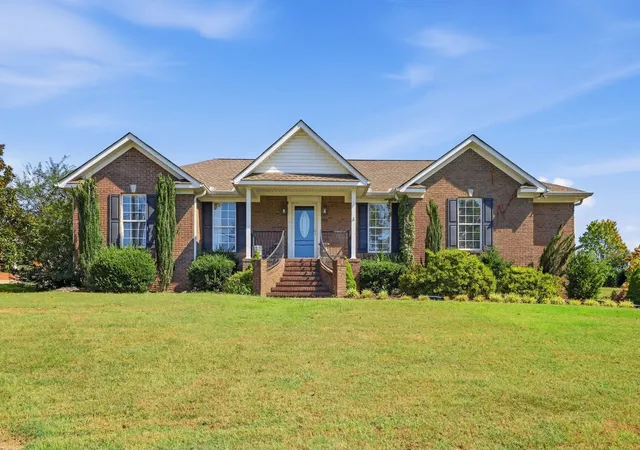 Photo 3 of Single family home for sale at 739 Brookside Dr, Lewisburg, TN 37091 | MLS# 3592589 | Listing updated on 2026-10-03