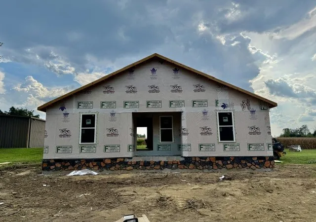 Photo 1 of Single family home for sale at 51 Daniel Holw Rd, Tullahoma, TN 37388 | MLS# 3545431 | Listing updated on 2026-09-21