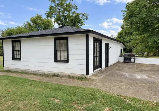 Photo 4 of Single family home for sale at 1501 Orndorff Ml St, Russellville, KY 42276 | MLS# 3619305 | Listing updated on 2026-10-12