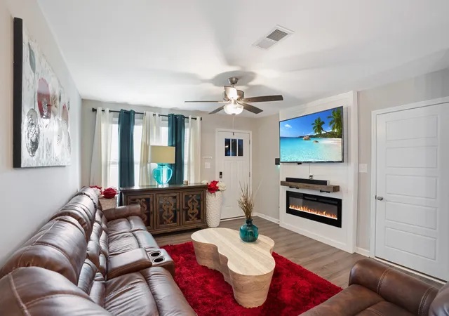 Photo 2 of Single family home for sale at 217 Quarry Overlook Way, Clarksville, TN 37043 | MLS# 3544773 | Listing updated on 2026-10-22
