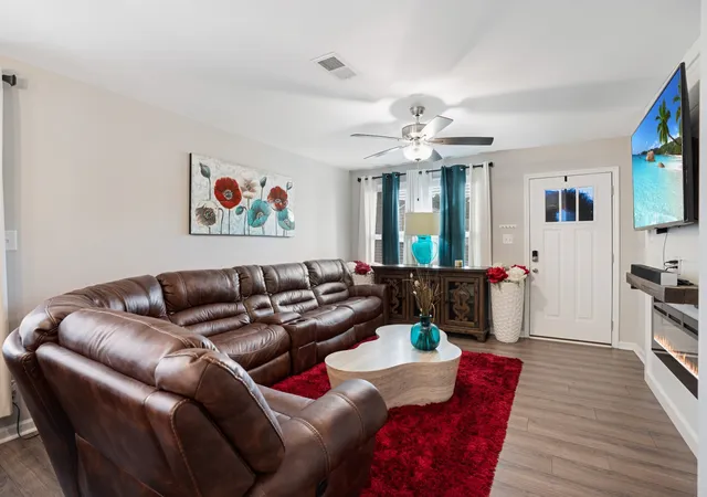 Photo 3 of Single family home for sale at 217 Quarry Overlook Way, Clarksville, TN 37043 | MLS# 3544773 | Listing updated on 2026-10-22