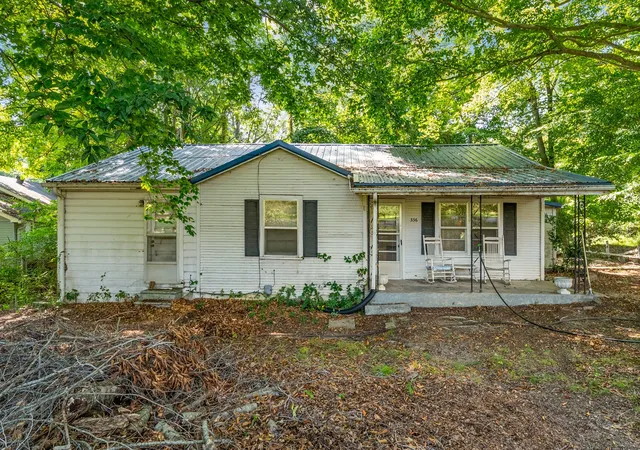 Photo 3 of Single family home for sale at 336 Edmondson Fry Rd, Clarksville, TN 37040 | MLS# 3544828 | Listing updated on 2026-10-08
