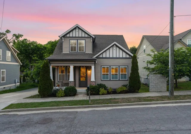 Photo 2 of Single family home for sale at 3309 Windsor Ave, Nashville, TN 37216 | MLS# 3544814 | Listing updated on 2026-09-15