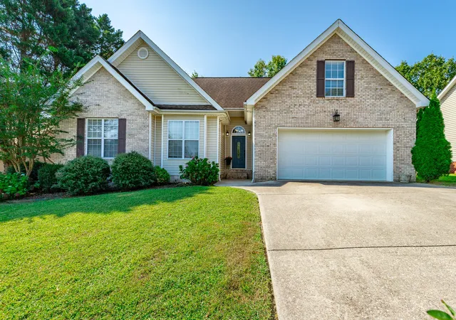 Photo 1 of Single family home for sale at 5789 Sarah Dr, Ooltewah, TN 37363 | MLS# 3544803 | Listing updated on 2026-09-27