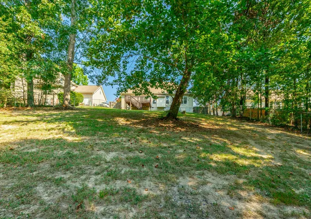 Photo 3 of Single family home for sale at 5789 Sarah Dr, Ooltewah, TN 37363 | MLS# 3544803 | Listing updated on 2026-09-27