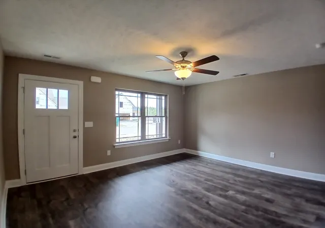 Photo 3 of Single family home for sale at 2910 Valley Farms Dr, Christiana, TN 37037 | MLS# 3544915 | Listing updated on 2026-09-26