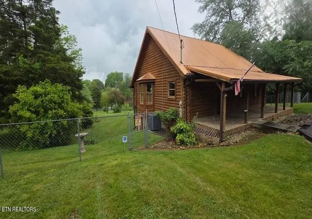 Photo 1 of Single family home for sale at 2875 E Walnut Grv Rd, Sevierville, TN 37876 | MLS# 3544813 | Listing updated on 2026-09-15