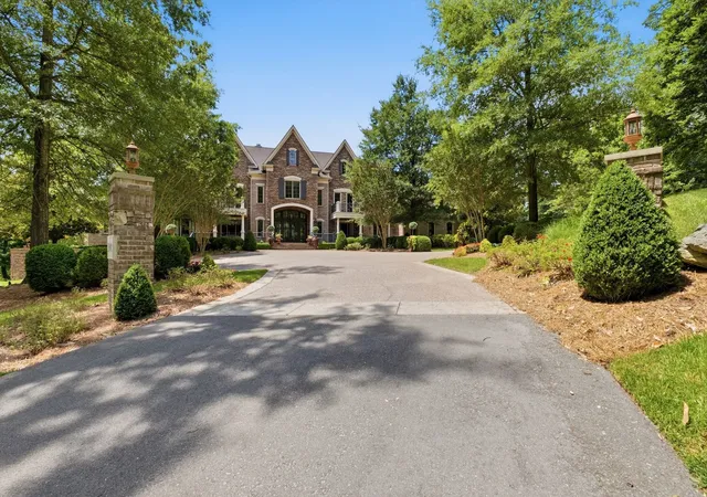Photo 4 of Single family home for sale at 4019 Flagstone Ct, Franklin, TN 37069 | MLS# 3622958 | Listing updated on 2026-10-20