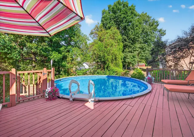 Photo 2 of Single family home for sale at 1110 Rosebrook Dr, Clarksville, TN 37042 | MLS# 3602965 | Listing updated on 2026-10-06